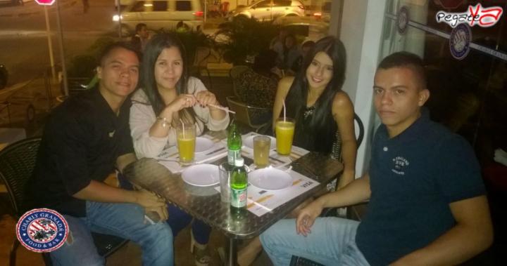 Foto 6 de Charly Food Bar - 4to FDS Nov. 2014 en Charly Food Bar, Cali