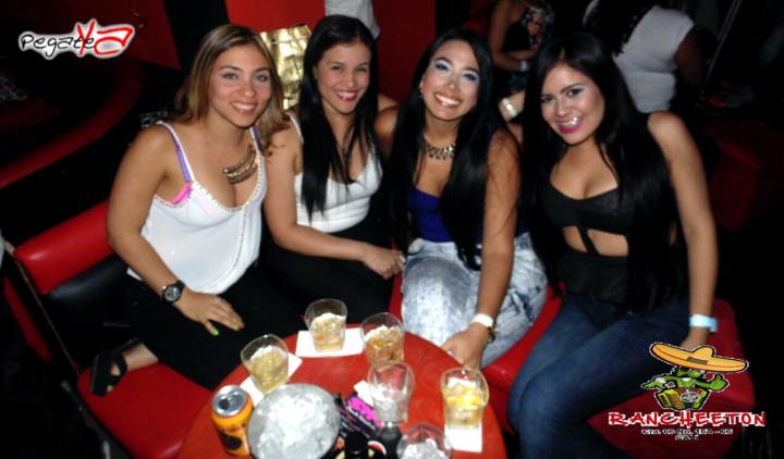 Foto 46 de Rancheeton - Amor y Amistad en Rancheton Cali, Cali