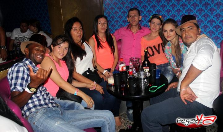 Foto 16 de Kabaret - Julio 12 en Kabaret - Granada, Cali