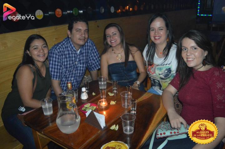 Foto 11 de Mi Dios Se Lo Pague 3er/4to Fds Oct 2016 en Fonda Mi Dios Se Lo Pague, Cali