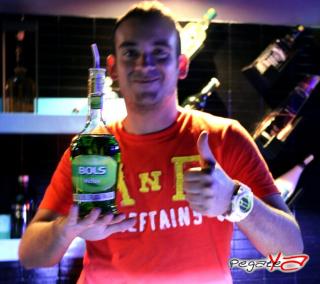 Foto 5 de Octubre 12 del 2013 en Moon Cocktail & Shots