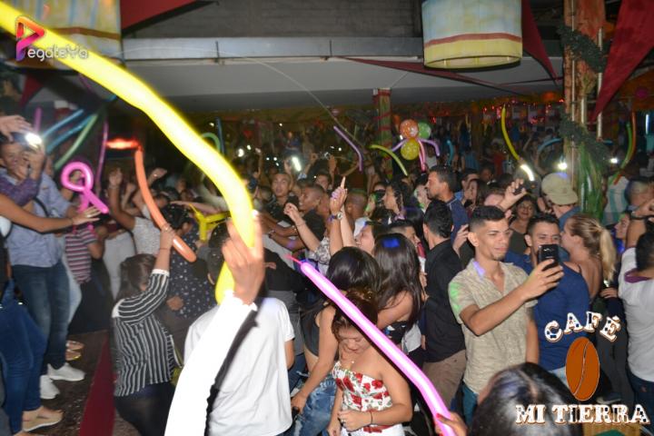 Foto 23 de Cafe Mi Tierra - 5to Fds Abril 2017 en Cafe Mi Tierra, Cali