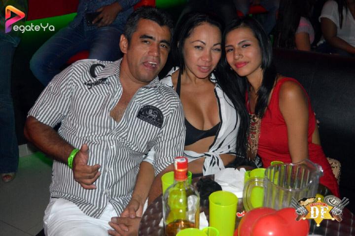 Foto 27 de El DF Club - Amor & Amistad 2016 en El DF Club Discoteca