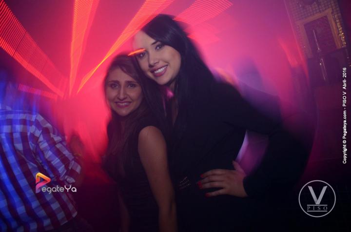 Foto 22 de PISO V - Sabado 16 de abril 2016 en Bar Piso V Bucaramanga, Bucaramanga