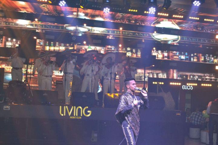Foto 21 de Living - 5to Fds Abril 2017 en Living Night Club, Cali