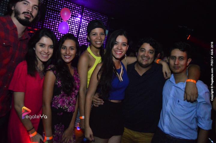 Foto 86 de PISO V - Sabado 16 de abril 2016 en Bar Piso V Bucaramanga, Bucaramanga