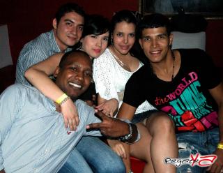 Foto 24 de Diciembre 01 del 2012 en Babel / Barra Libre Cali, Cali
