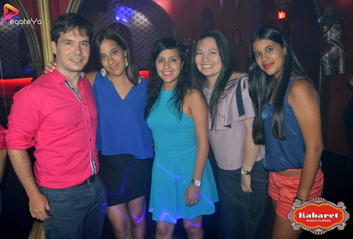 Foto 7 de Kabaret Bar - 3er Fds Agosto 2017 en Kabaret - Granada, Cali