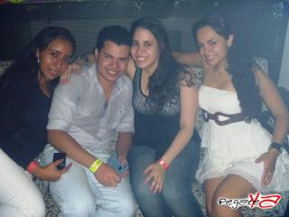 Foto 12 de Junio 02 del 2012 en Babel / Barra Libre Cali, Cali