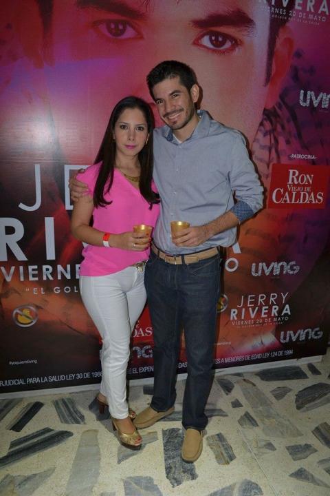Foto 37 de Living Night Club - 3er Aniversario 2016 en Living Night Club, Cali