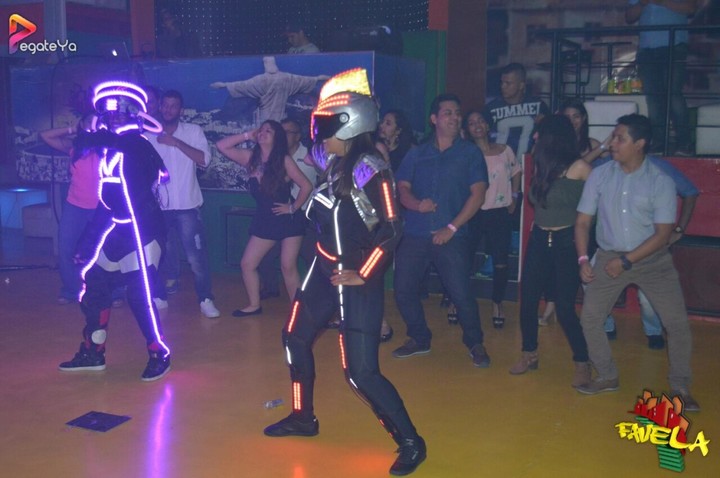 Foto 11 de Favela - 4to Fds Sept. 2017 en Favela Club Menga, Cali