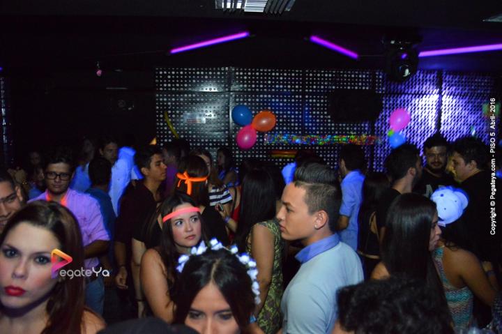 Foto 17 de PISO V - Sabado 2 de abril 2016 en Bar Piso V Bucaramanga, Bucaramanga