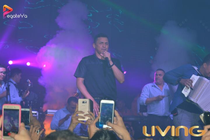 Foto 108 de Living - 1er & 2do Fds Octubre 2016 en Living Night Club, Cali
