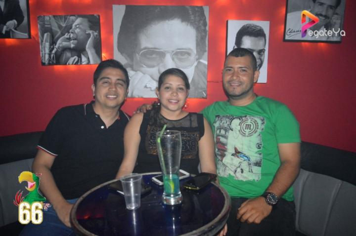 Foto 10 de La Lora Bar - 5to FDS Enero 2016 en La Lora Bar, Cali