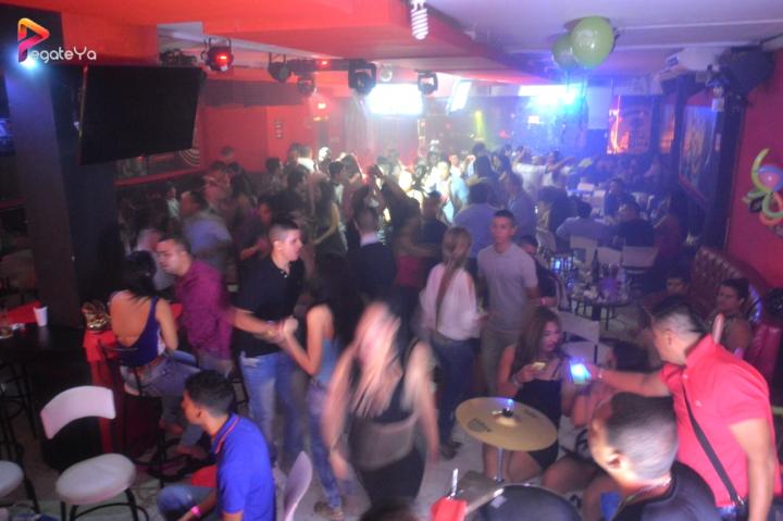 Foto 8 de Ampm Bar - 1er FDS Febrero 2016 en Am / PM Bar - Cali, Cali