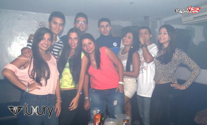Foto 47 de Luxury - 2do FDS de Oct en Discoteca Luxury Medellin, Medellín