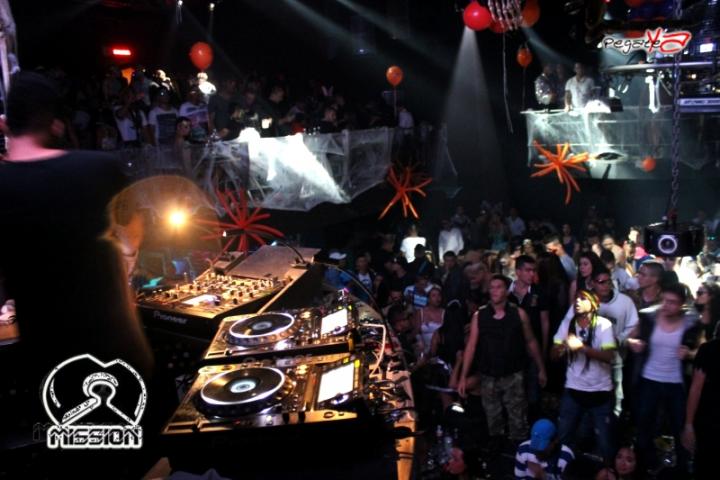 Foto 69 de Mission Club - Halloween 2014 en Mission Club, Cali