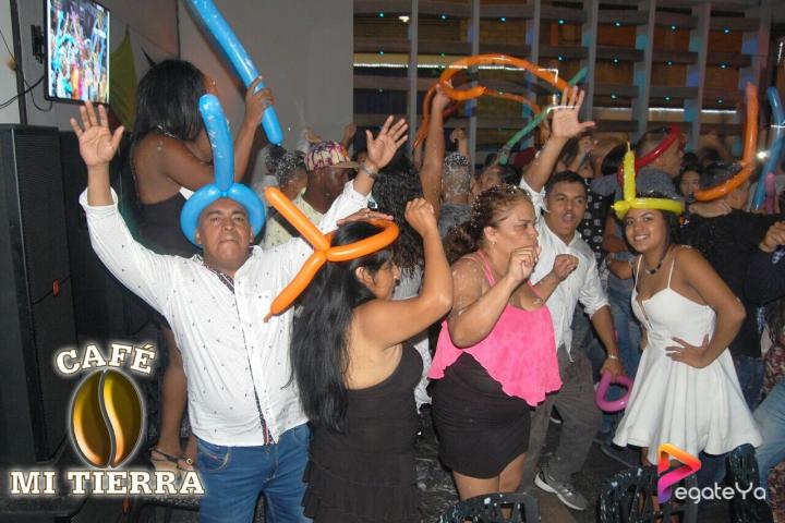 Foto 25 de Cafe Mi Tierra - 2do Fds Abril 2016 en Cafe Mi Tierra, Cali