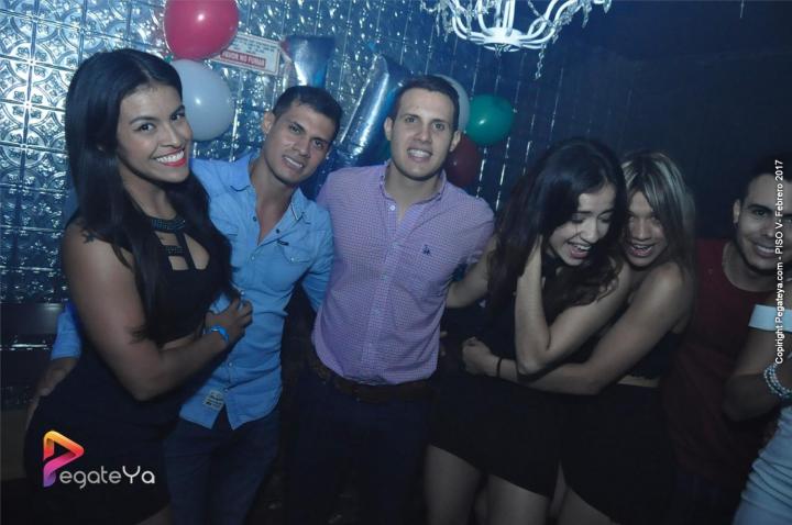 Foto 40 de PISO V - sabado 4 de febrero de 2017 en Bar Piso V Bucaramanga, Bucaramanga