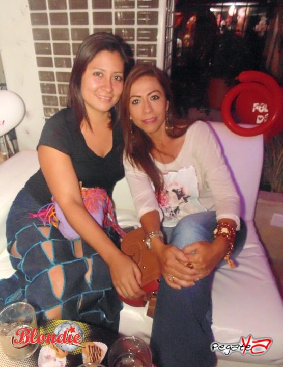 Foto 32 de Blondie - Amor y Amistad en Blondie Bar Cali, Cali