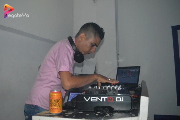 Foto 30 de Ahma Bar - 2do FDS Dic. 2015 en Ahma Cali, Cali