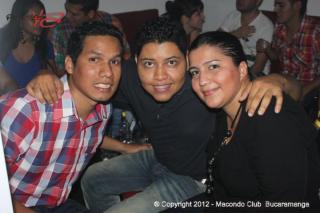 Foto 55 de Sabado 05 de Mayo 2012 en Discoteca Macondo Club Bucaramanga, Bucaramanga