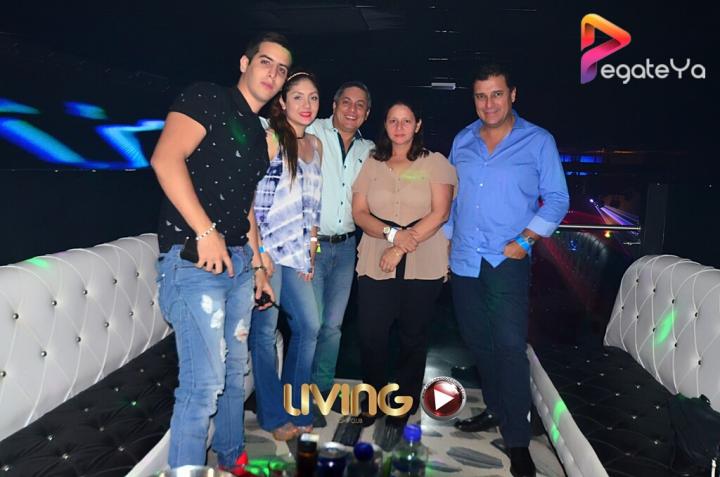 Foto 4 de Living - AMOR & AMISTAD 2016 en Living Night Club, Cali