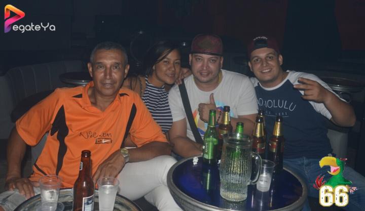 Foto 19 de La lora Bar - 2do Fds Mayo 2016 en La Lora Bar, Cali