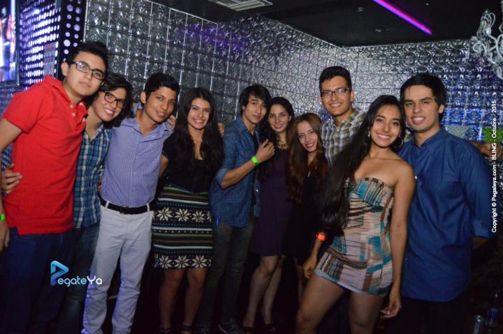 Foto 20 de Bar Bling - viernes 16 oct 2015 en Bar Bling Bucaramanga, Bucaramanga
