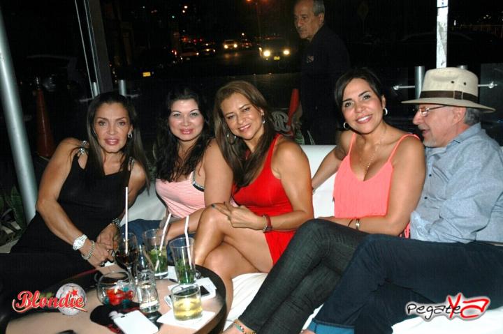Foto 32 de Blondie - Agosto 23 del 2014 en Blondie Bar Cali, Cali