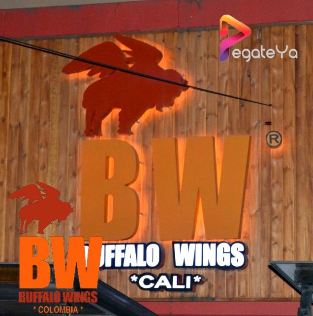 Foto 3 de Bufalo Wings - 1er FDS Agosto 2015 en Búfalo Wings - Cali, Cali