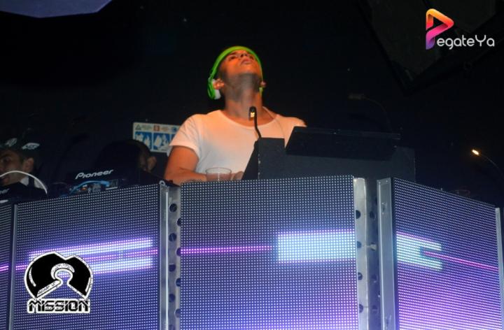 Foto 57 de 5ta Edicion Fiesta Blanca - Mission Club en Pegateya Cali, Cali