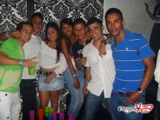 Foto 27 de Mayo 12 del 2012 en Babel / Barra Libre Cali, Cali