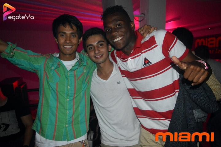 Foto 26 de Miami Bar - Amor & Amistad 2016 en Miami Bar Cali, Cali