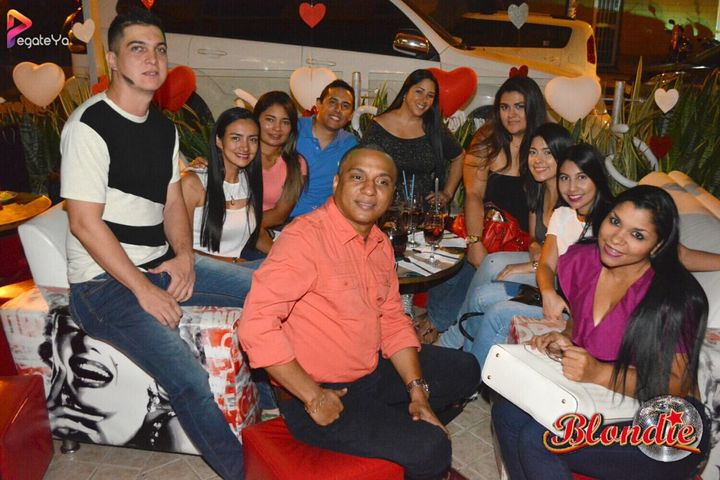 Foto 19 de Blondie - 3er Fds Sept. 2017 en Blondie Bar Cali, Cali