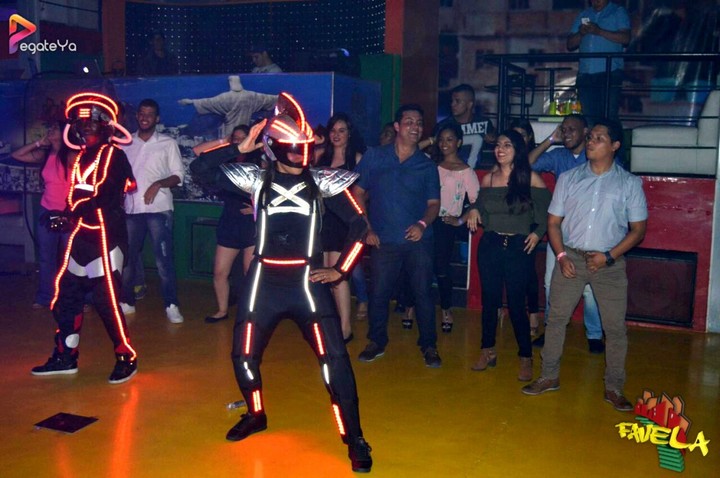 Foto 12 de Favela - 4to Fds Sept. 2017 en Favela Club Menga, Cali