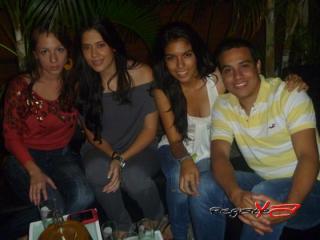 Foto 4 de Febrero 04 del 2012 en K-kahuate Cocktails Shot Cali, Cali