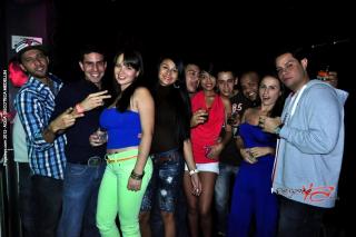 Foto 29 de AQUA DISCOTECA jueves 30 agosto 2012 en Discoteca Aqua Medellin, Medellín