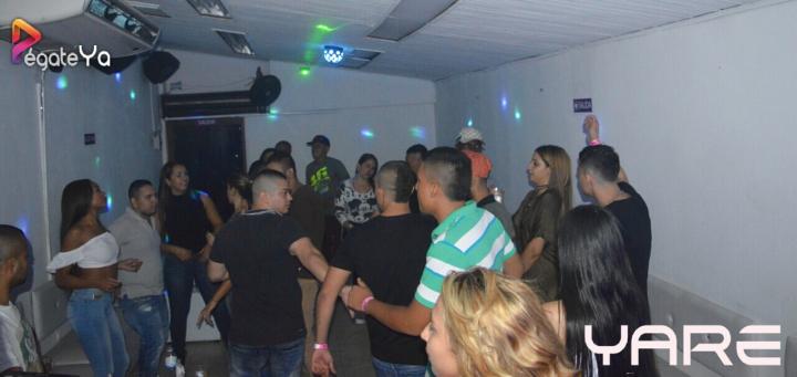 Foto 18 de Yare Disco Club - 1er FDS Julio 2017 en Yare Disco Club, Cali