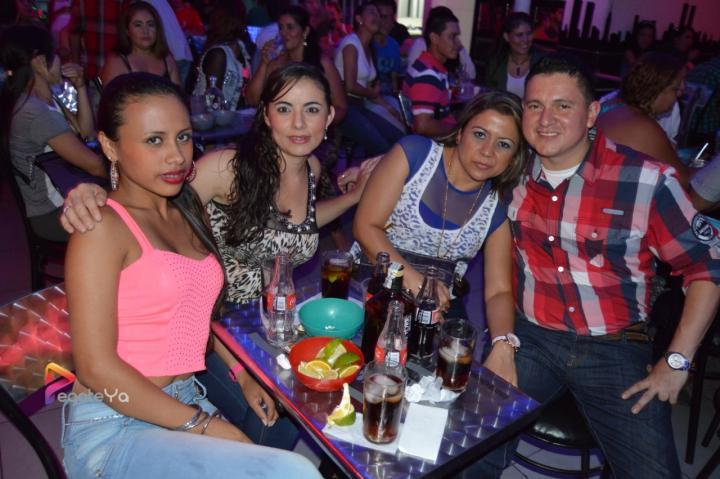 Foto 21 de New York sábado 28 de marzo 2015 en Discoteca New York Bucaramanga, Bucaramanga