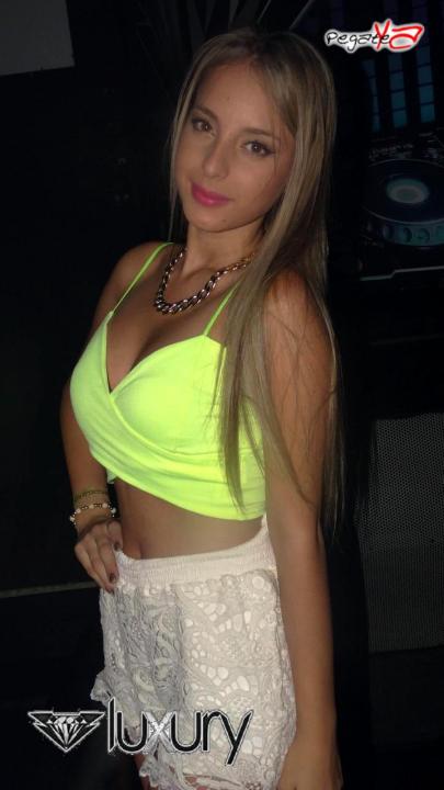 Foto 17 de Luxury - 1er FDS de Oct en Discoteca Luxury Medellin, Medellín