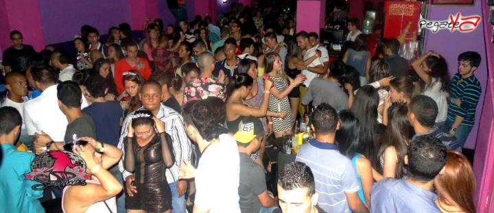 Foto 31 de Sampues - 1er FS Octubre en Discoteca Sam Pues Medellin, Medellín