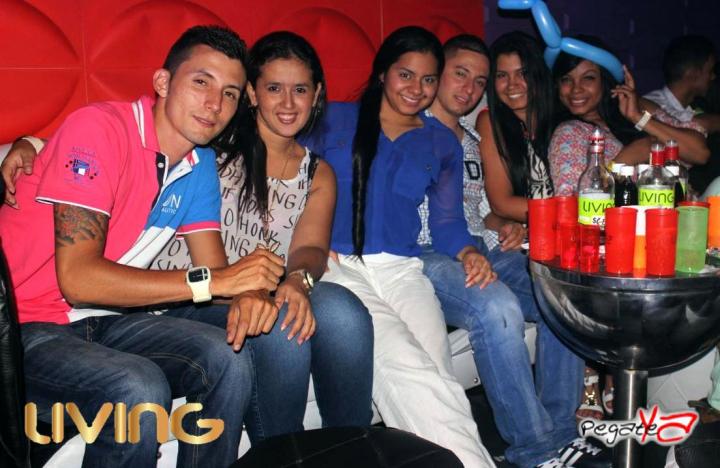 Foto 57 de Living Night Club - Oct 11 en Living Night Club, Cali