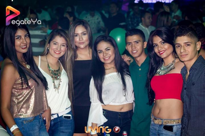 Foto 11 de Living Night Club - 5to fds Junio 2016 en Living Night Club, Cali