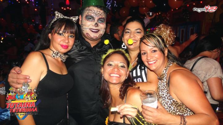 Foto 17 de Tutaina - Halloween 2014 en FONDA TUTAINA Medellin, Medellín