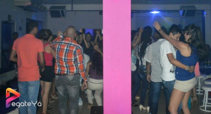 Foto 15 de Ahma Bar - 5to FDS Mayo 2015 en Ahma Cali, Cali