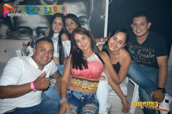 Foto 47 de Bailatino - 1er & 4to Fds Oct 2016 en Bailatino - Bar, Cali