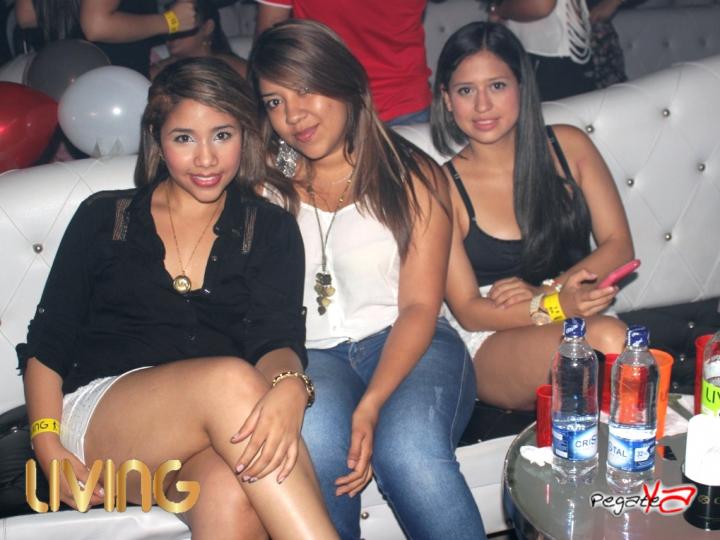 Foto 15 de Living - 3er FDS Octubre en Living Night Club, Cali
