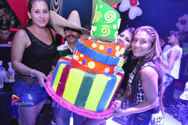 Foto 17 de El Manicomio sábado 09 de mayo 2015 en Discoteca El Manicomio Bucaramanga, Bucaramanga
