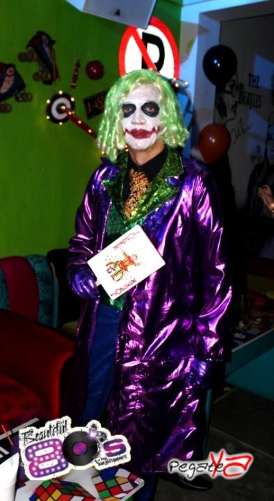 Foto 21 de Beautiful 80`s - Halloween 2014 en Beautiful 80`s Cali, Cali